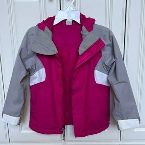 Girls XS (6) North Face Waterproof Jacket with hood.